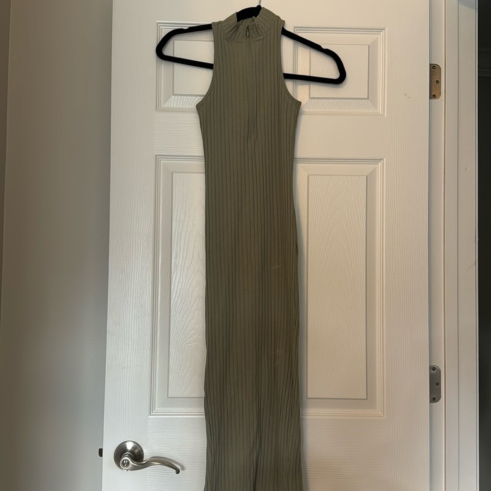 H&M ribbed midi dress